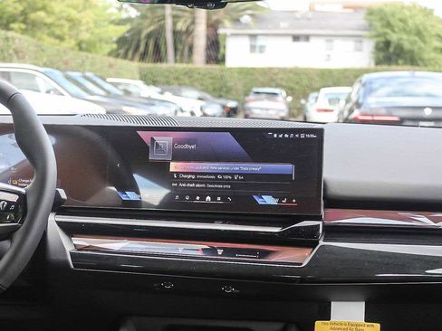 New 2026 BMW i5 eDrive40 w/ Premium Package image 13