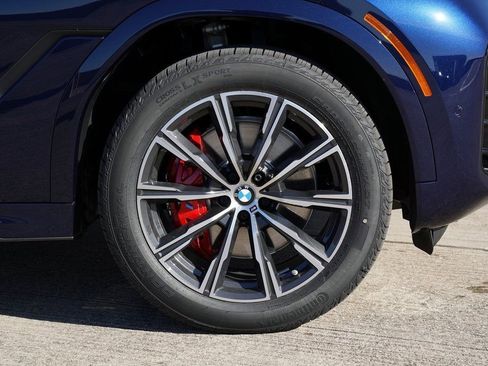 Used 2026 BMW X6 xDrive40i w/ Climate Comfort Package image 7