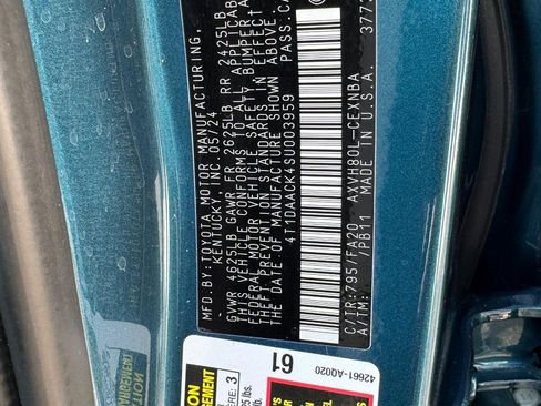 Certified 2025 Toyota Camry Hybrid image 25