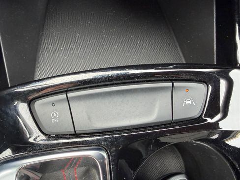 Used 2024 Chevrolet Trax RS w/ Driver Confidence Package image 22