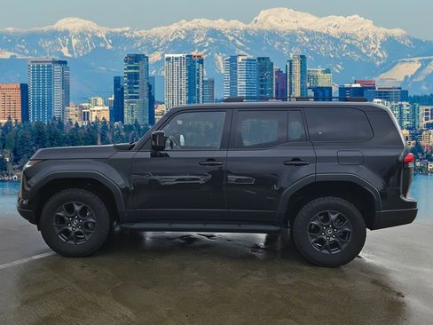 Used 2024 Lexus GX 550 image 4