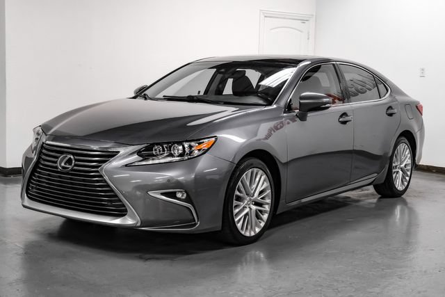 Used 2016 Lexus ES 350 w/ Ultra Luxury Package FWD image 7