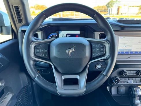 Used 2021 Ford Bronco Outer Banks image 15