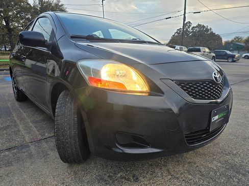 Used 2012 Toyota Yaris Sedan image 49