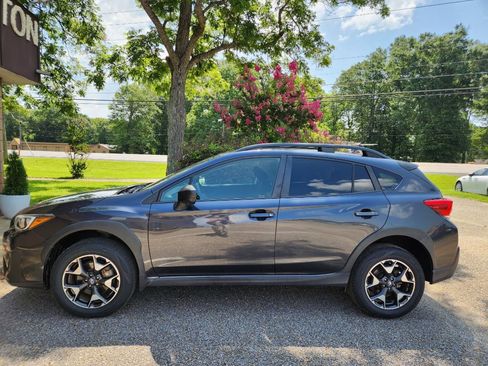 Used 2019 Subaru Crosstrek 2.0i w/ Popular Package #1 image 3