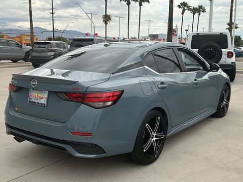Used 2024 Nissan Sentra SR w/ SR Premium Package FWD image 25