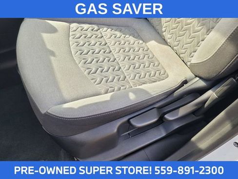 Used 2023 Chevrolet Equinox LS image 11