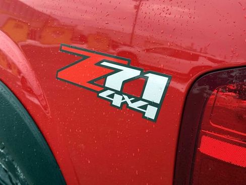 Used 2010 GMC Sierra 1500 SLE w/ Power Pack Plus image 13