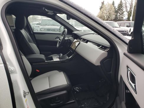 New 2026 Land Rover Range Rover Velar Dynamic SE image 17