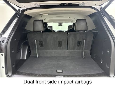Used 2021 Chevrolet Traverse RS FWD image 29