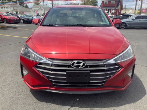 Used 2020 Hyundai Elantra SEL FWD image 2
