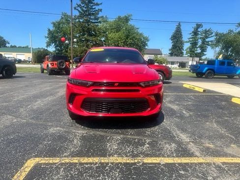 Used 2024 Dodge Hornet GT w/ GT Blacktop Package AWD/4WD image 3