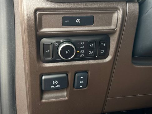 Certified 2025 Ford F150 King Ranch AWD/4WD image 27