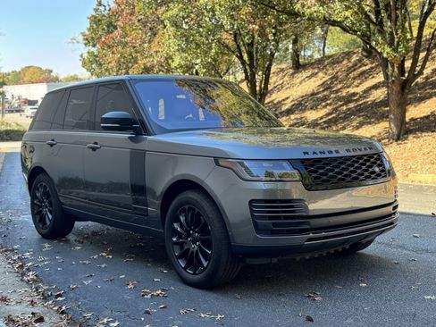Used 2018 Land Rover Range Rover HSE image 11