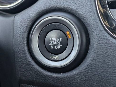 Used 2018 Dodge Durango R/T image 25