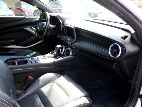 Used 2021 Chevrolet Camaro LT w/ RS Package image 38