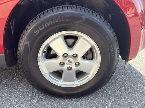 Used 2012 Ford Escape XLT AWD/4WD image 28