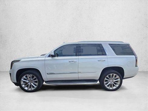 Used 2019 Cadillac Escalade Luxury image 8