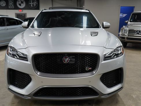 Used 2019 Jaguar F-PACE SVR AWD/4WD image 8