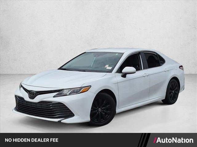 Used 2020 Toyota Camry LE FWD image 1