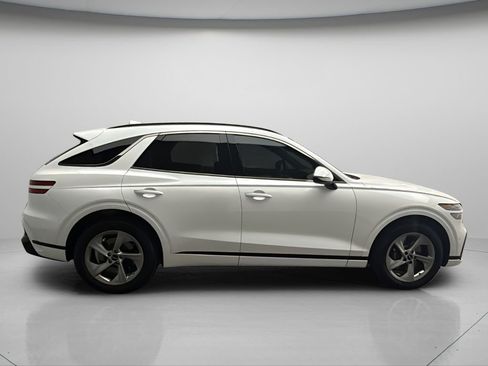 Certified 2026 Genesis GV70 3.5T Sport Prestige AWD/4WD image 9