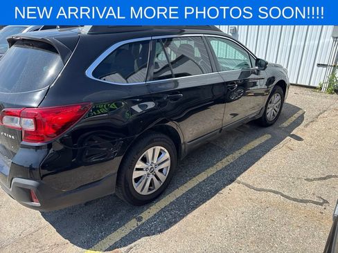 Used 2019 Subaru Outback 2.5i Premium AWD/4WD image 9