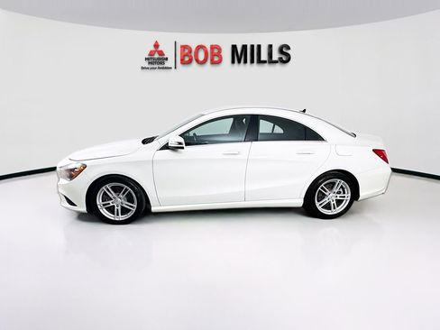 Used 2016 Mercedes-Benz CLA 250 image 4