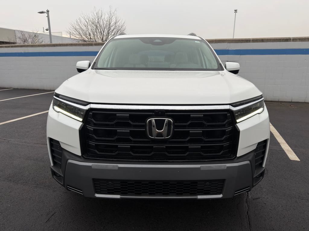 New 2026 Honda Pilot Touring image 8