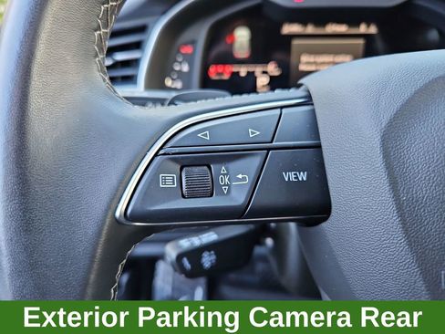 Used 2022 Audi Q8 Premium w/ Convenience Package image 11