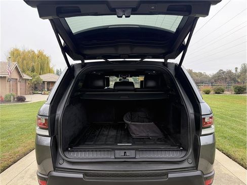 Used 2016 Land Rover Range Rover Sport HSE image 9