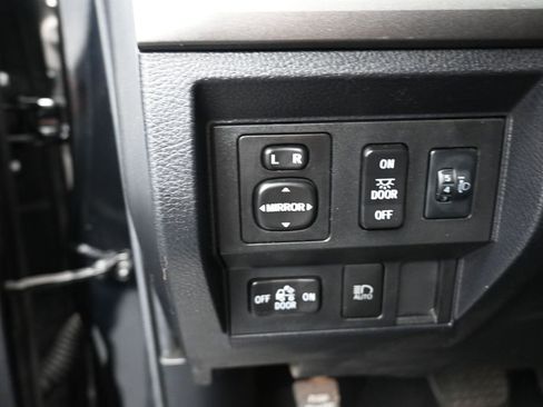 Used 2020 Toyota Tundra SR5 w/ SX Package RWD image 8