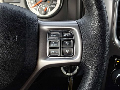 Used 2024 RAM 1500 Classic SLT image 22