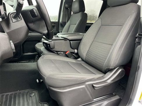 Used 2024 Chevrolet Silverado 3500 LT image 29