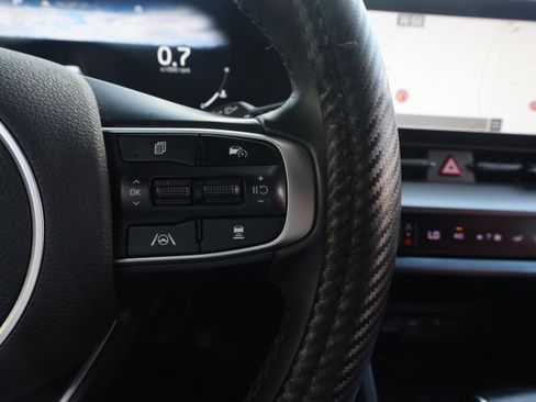 Used 2023 Kia Sportage SX FWD image 25