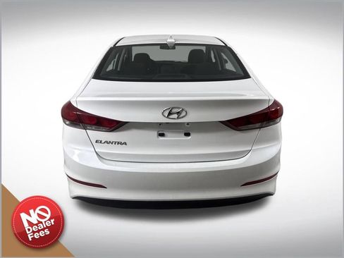Used 2018 Hyundai Elantra SEL image 5