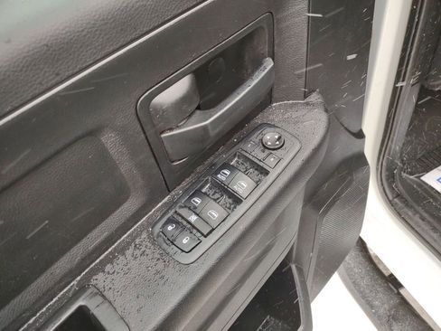 Used 2017 RAM 2500 Tradesman w/ Popular Equipment Group image 11