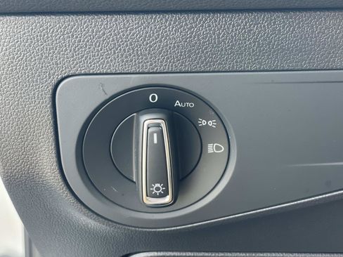 Certified 2022 Volkswagen Tiguan SE AWD/4WD image 20