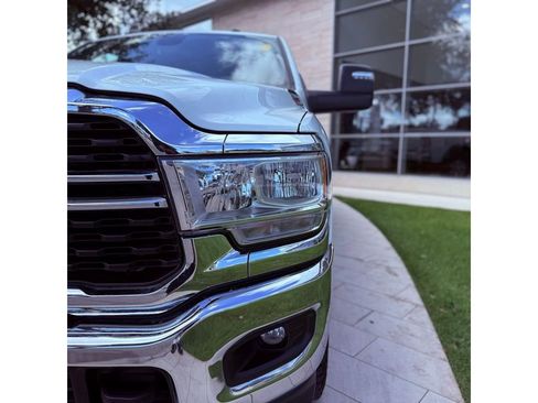 Used 2024 RAM 2500 Big Horn AWD/4WD image 10