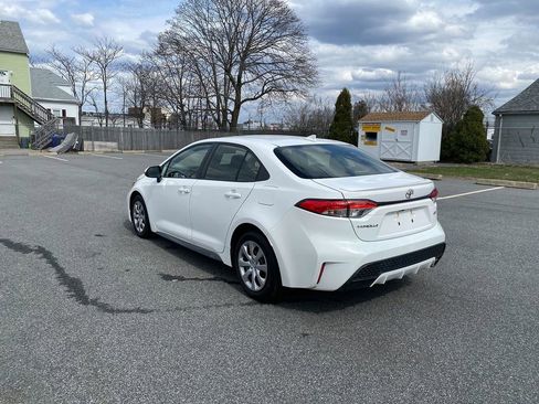 Used 2021 Toyota Corolla SE image 8