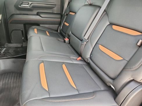 Used 2023 GMC Sierra 1500 AT4 w/ Technology Package image 13