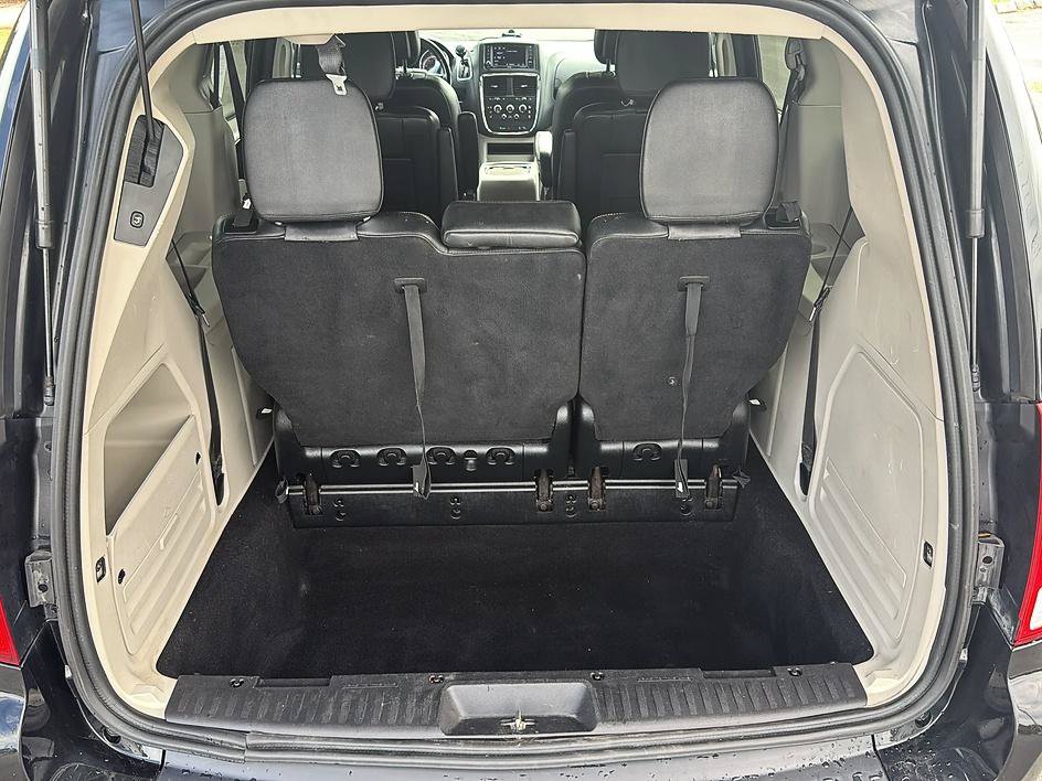 Used 2019 Dodge Grand Caravan SXT FWD image 10