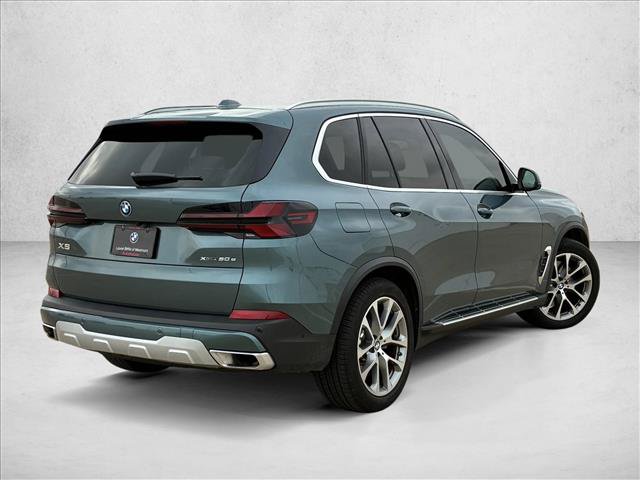 Used 2026 BMW X5 xDrive50e w/ Premium Package AWD/4WD image 5