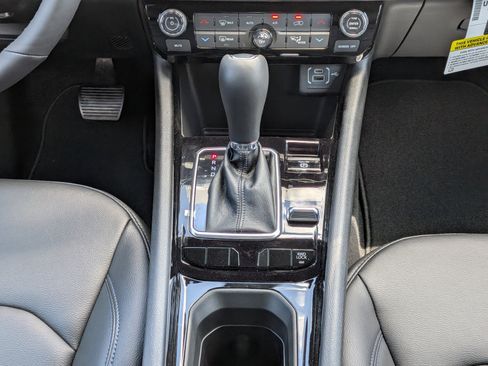 New 2026 Jeep Compass Limited AWD/4WD image 18