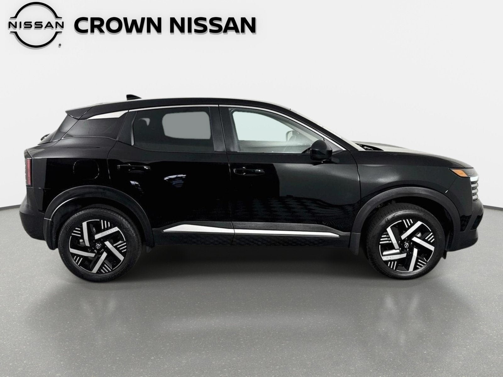 Certified 2025 Nissan Kicks SV FWD image 4