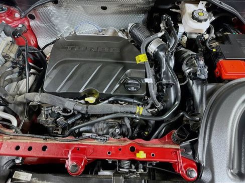 Certified 2023 Buick Encore GX Select image 3