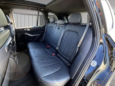Used 2024 BMW X5 sDrive40i w/ Climate Comfort Package RWD image 20