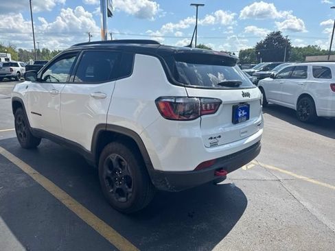 Used 2023 Jeep Compass Trailhawk w/ Sun and Sound Group AWD/4WD image 7
