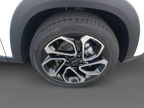 New 2026 Chevrolet Trax RS w/ Driver Confidence Package image 16