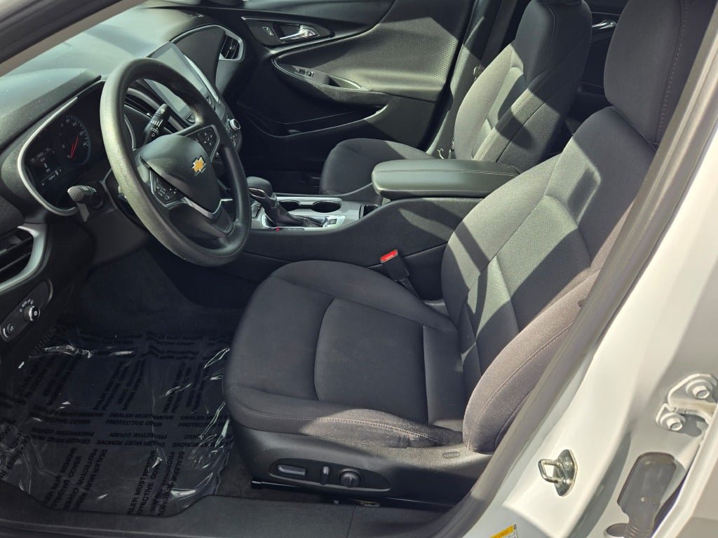 Used 2024 Chevrolet Malibu LT FWD image 19