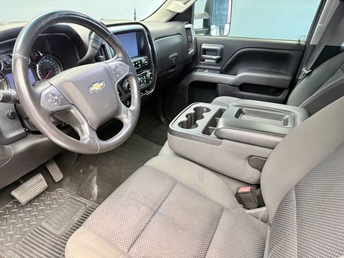 Used 2015 Chevrolet Silverado 2500 LT w/ LT Convenience Package AWD/4WD image 9